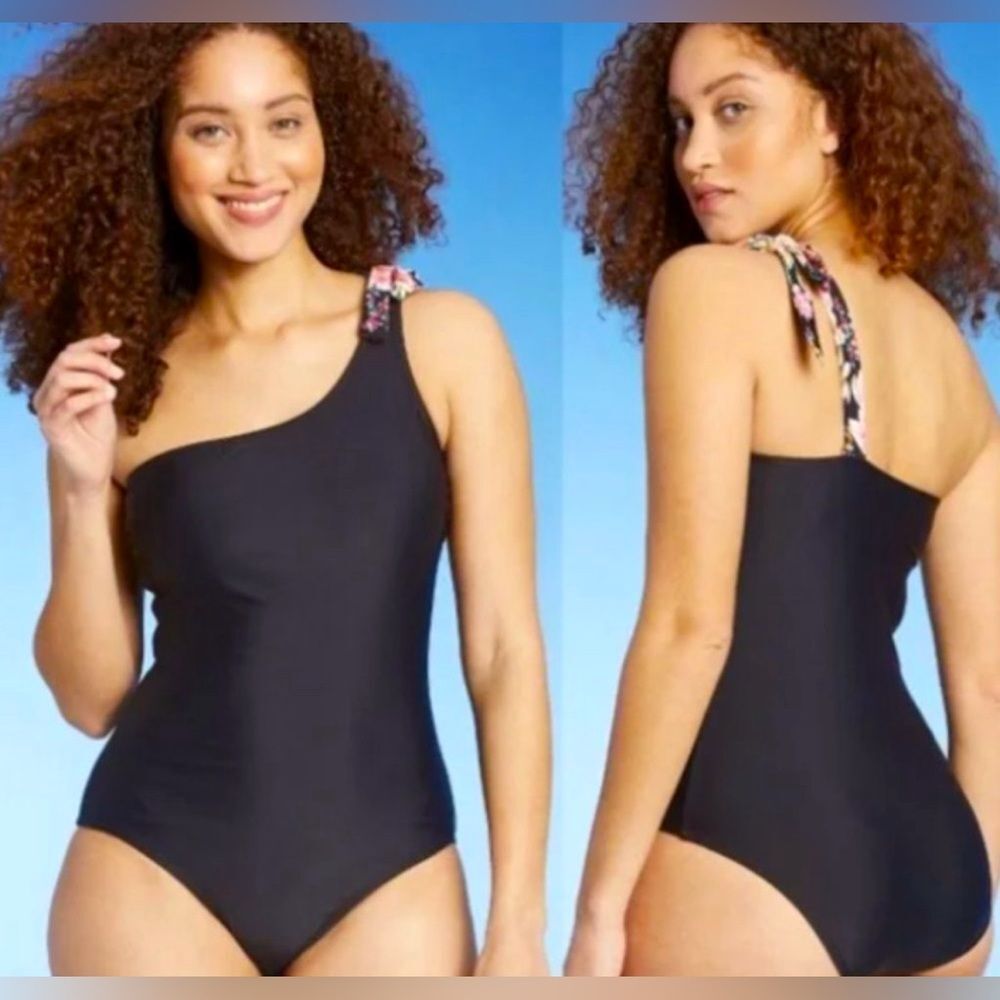 Kona Sol One Shoulder One Piece Swimsuit S